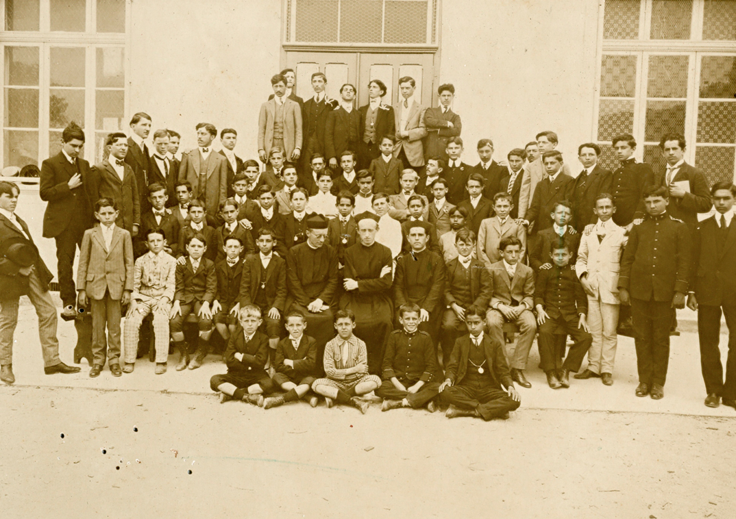 1909 – alunos.jpg