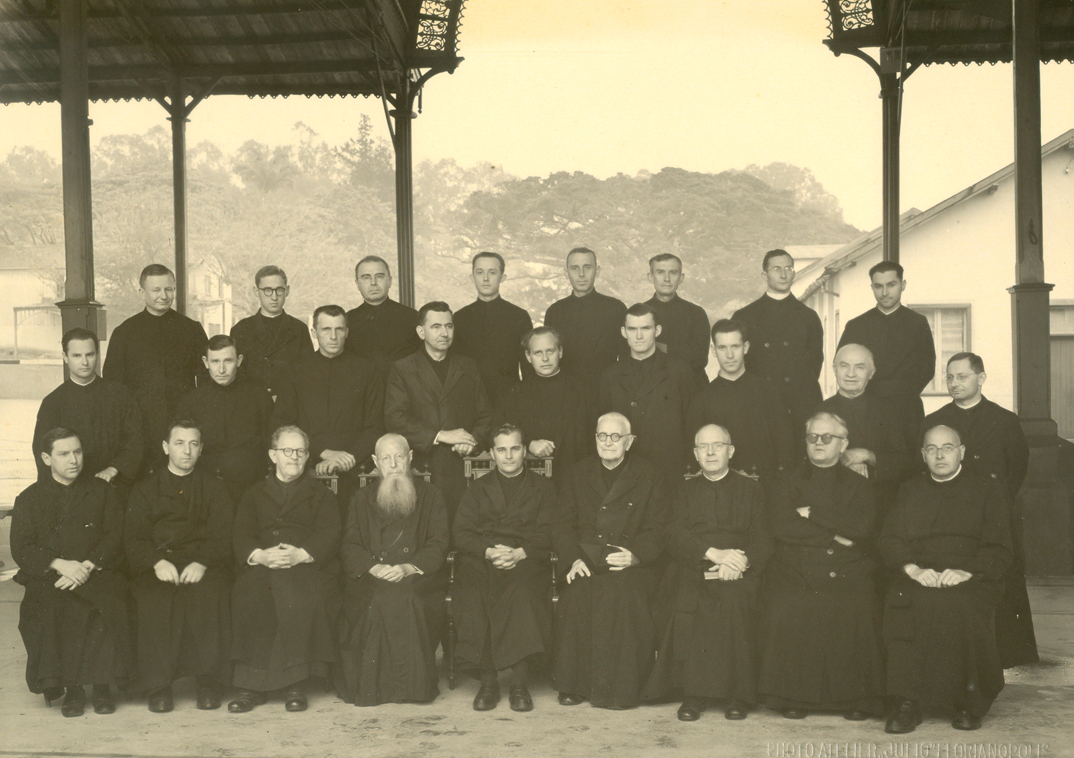 1948 – Comunidade Reliogiosa.jpg