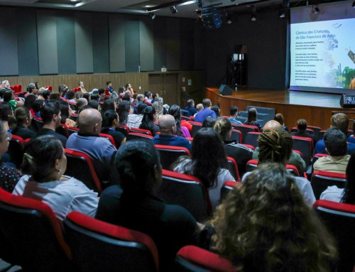 Colégio Catarinense promoveu formação continuada e confraternização de Páscoa para educadores