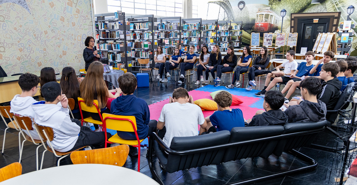 03112025-COLEGIO-CATARINENSE-BATE-PAPO-AUTORA-ELIANA-MARTINS-SITE (10)