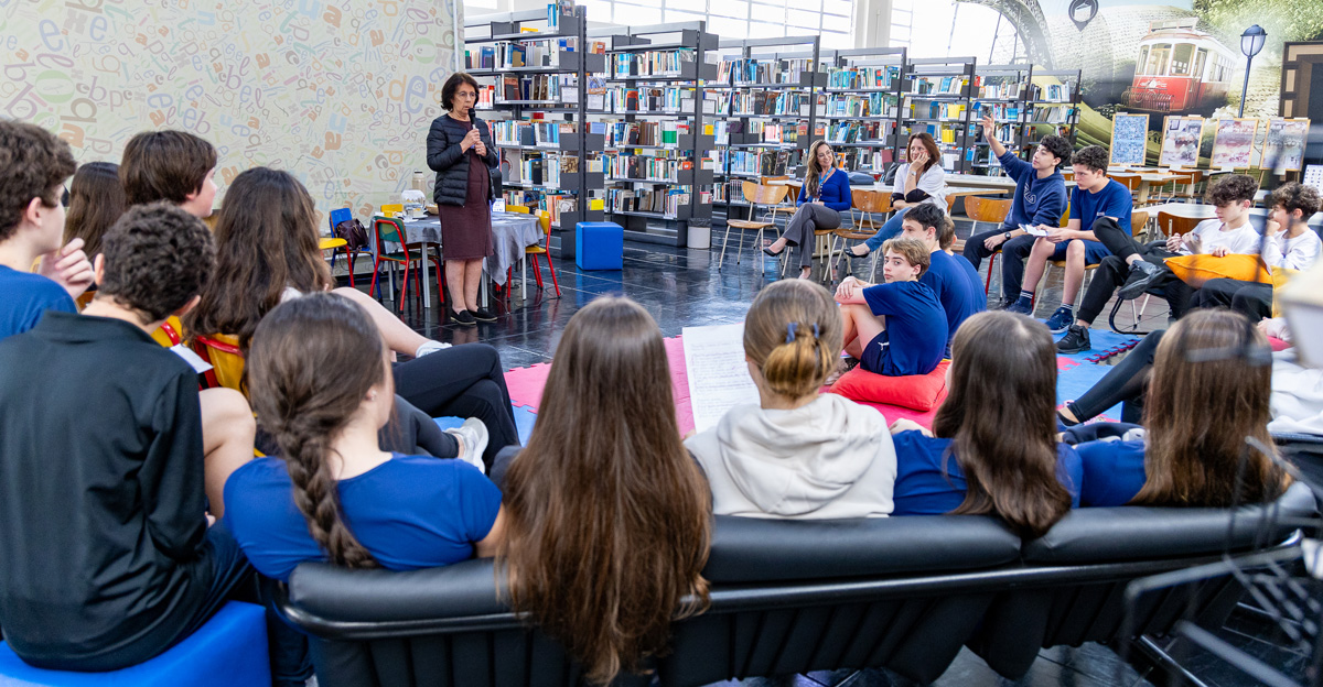 03112025-COLEGIO-CATARINENSE-BATE-PAPO-AUTORA-ELIANA-MARTINS-SITE (15)