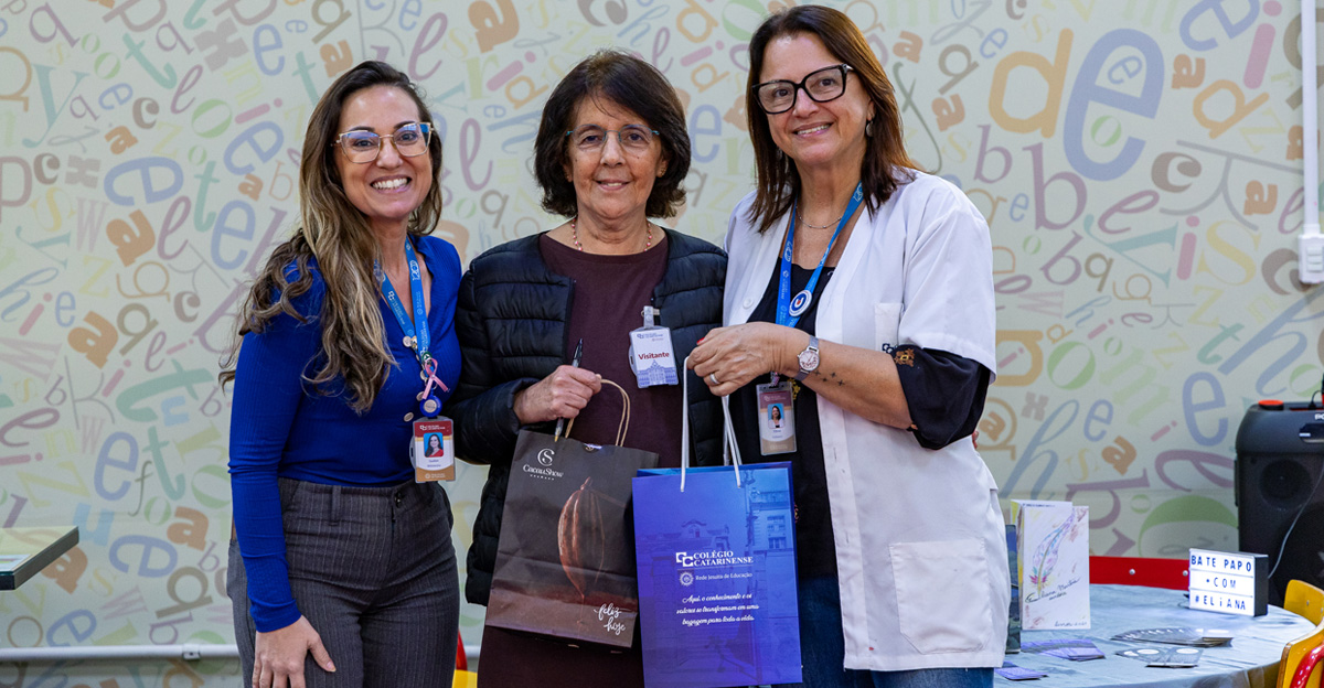 03112025-COLEGIO-CATARINENSE-BATE-PAPO-AUTORA-ELIANA-MARTINS-SITE (17)