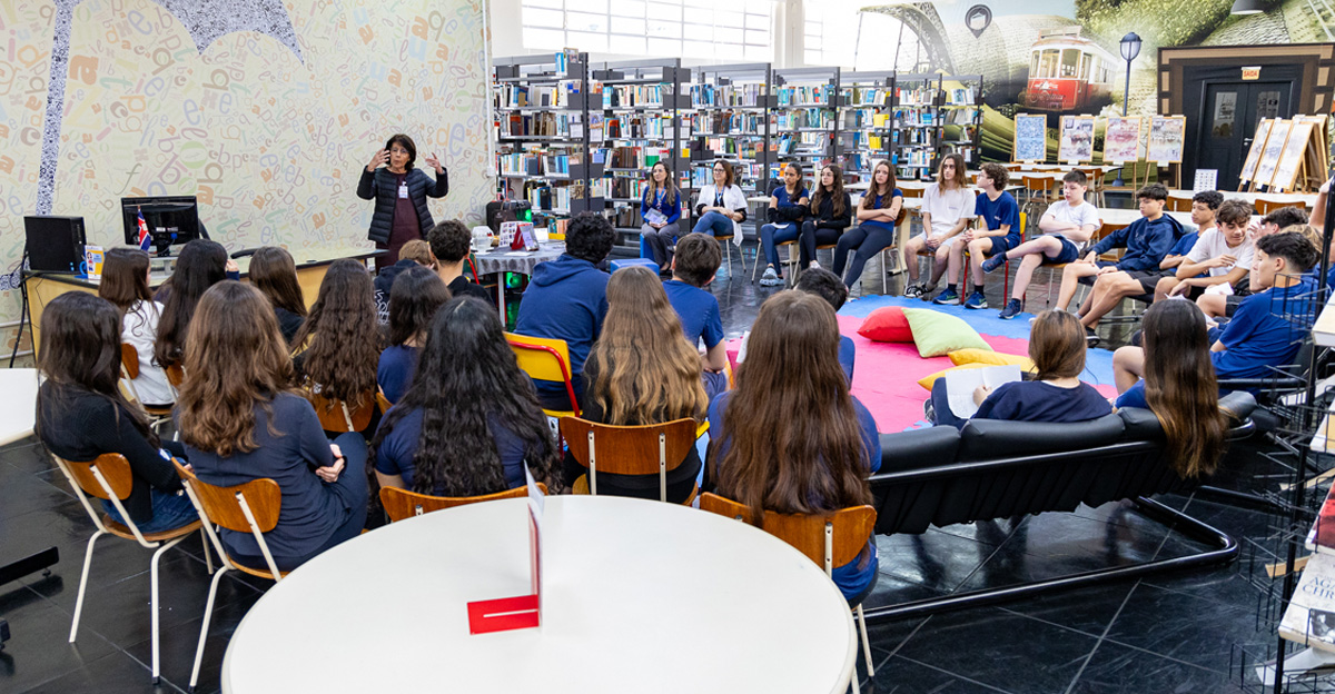 03112025-COLEGIO-CATARINENSE-BATE-PAPO-AUTORA-ELIANA-MARTINS-SITE (2)