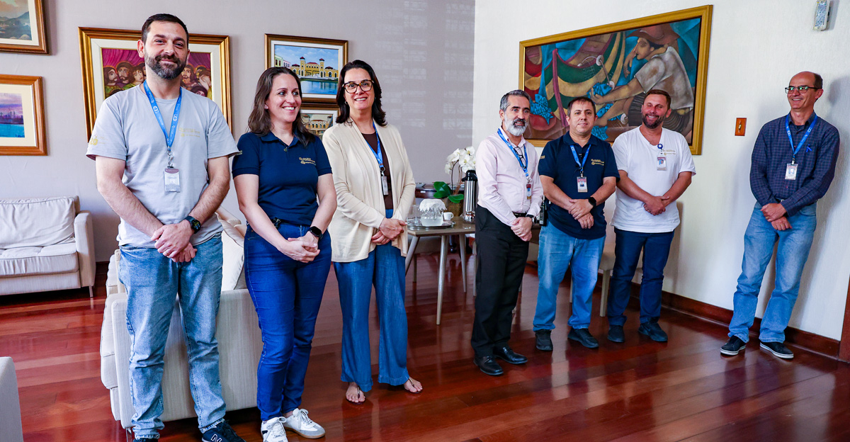 06112025-COLEGIO-CATARINENSE-APRESENTACAO-NOVA-DIRETORA-ADMINISTRATIVA-SITE (2)