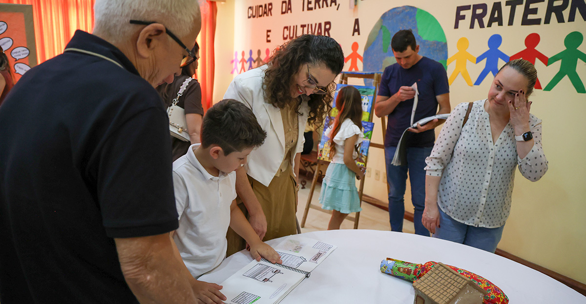 19112025-COLEGIO-CATARINENSE-SOCIALIZAÇÃO-DOS-SABERES-3ANOS-SITE (8)