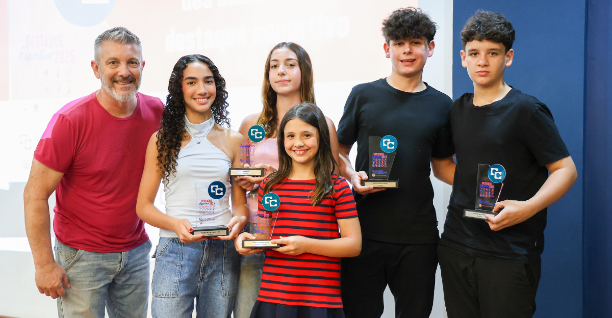 27112025-COLEGIO-CATARINENSE-ALUNOS-DESTAQUES-2025-ESPORTIVO-SITE (16)