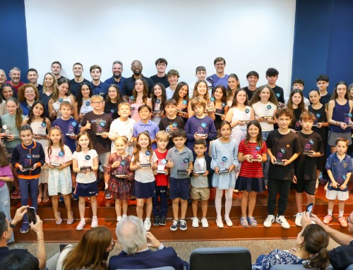 Destaques esportivos e artísticos são homenageados pelo Colégio Catarinense