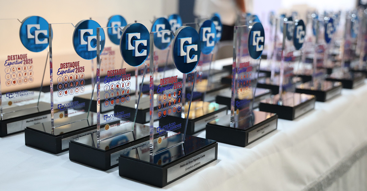 27112025-COLEGIO-CATARINENSE-ALUNOS-DESTAQUES-2025-ESPORTIVO-SITE (24)