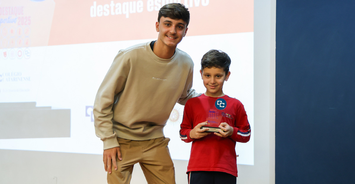 27112025-COLEGIO-CATARINENSE-ALUNOS-DESTAQUES-2025-ESPORTIVO-SITE (6)