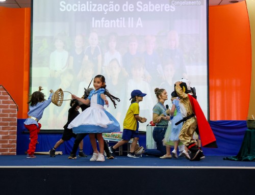 Socialização de Saberes: crianças do Infantil II transformam clássicos em novas histórias