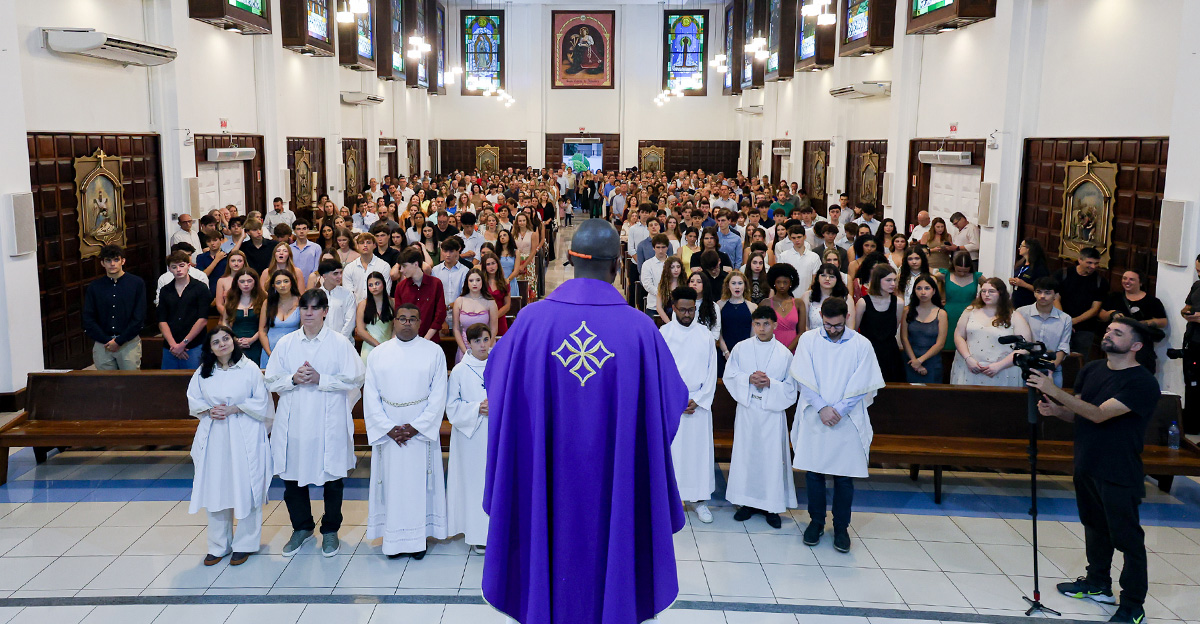 09122025-COLEGIO-CATARINENSE-CELEBRACAO-EUCARISTICA-3-SÉRIES-SITE (32)