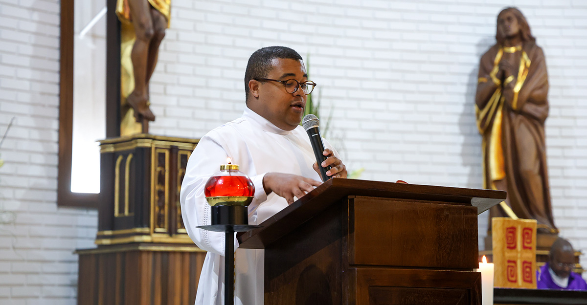 09122025-COLEGIO-CATARINENSE-CELEBRACAO-EUCARISTICA-3-SÉRIES-SITE (6)