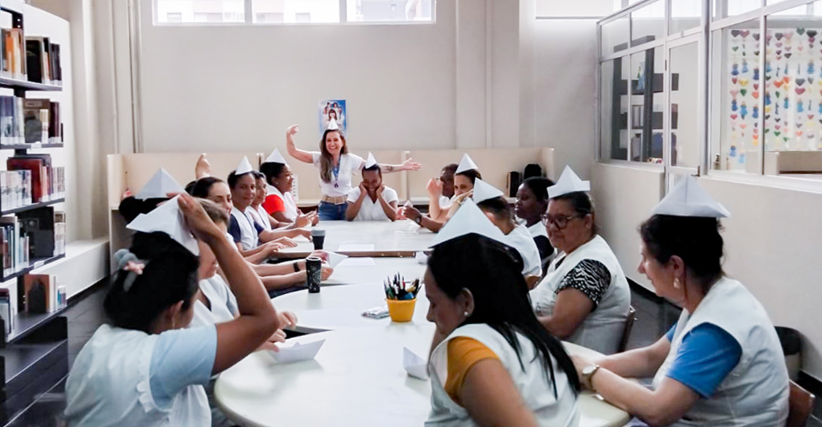 15122025-COLEGIO-CATARINENSE-FINALIZACAO-CLUBE-DO-ORIGAME-COLABORADORES-SITE (8)