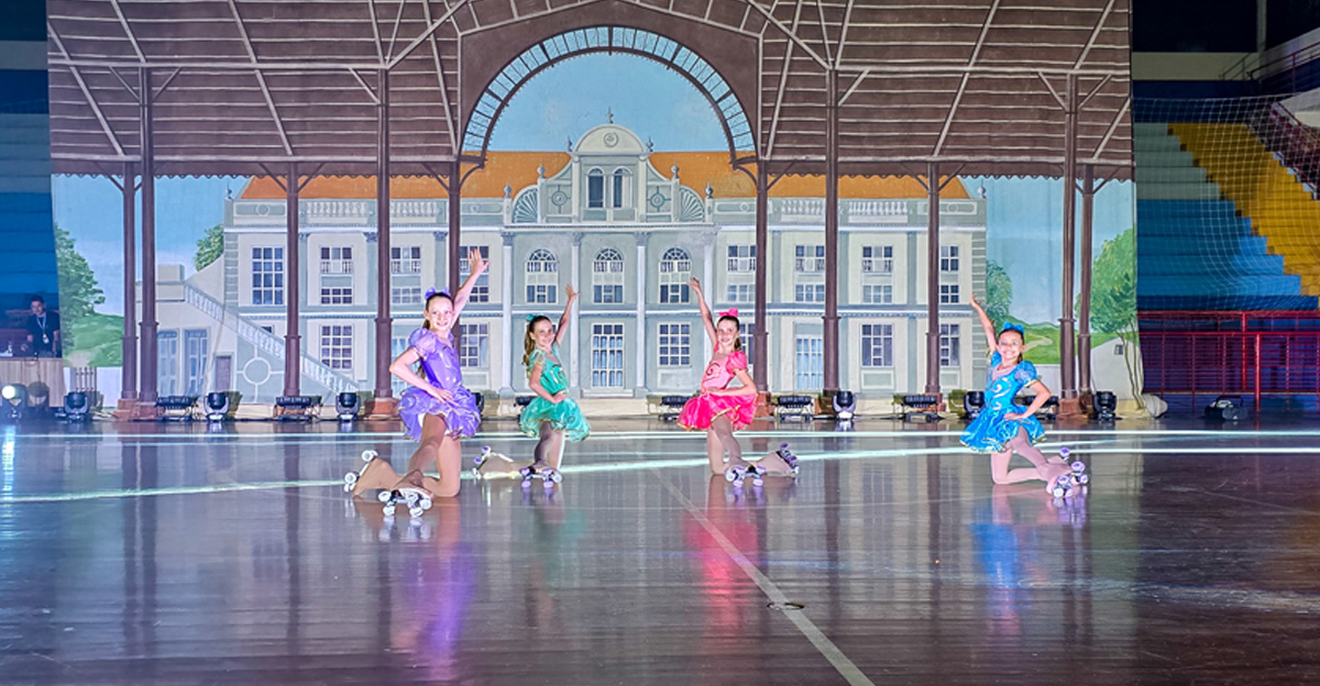 29112025-COLEGIO-CATARINENSE-OFICINA-DE-PATINACAO-ENCERRAMENTO-SITE (14)