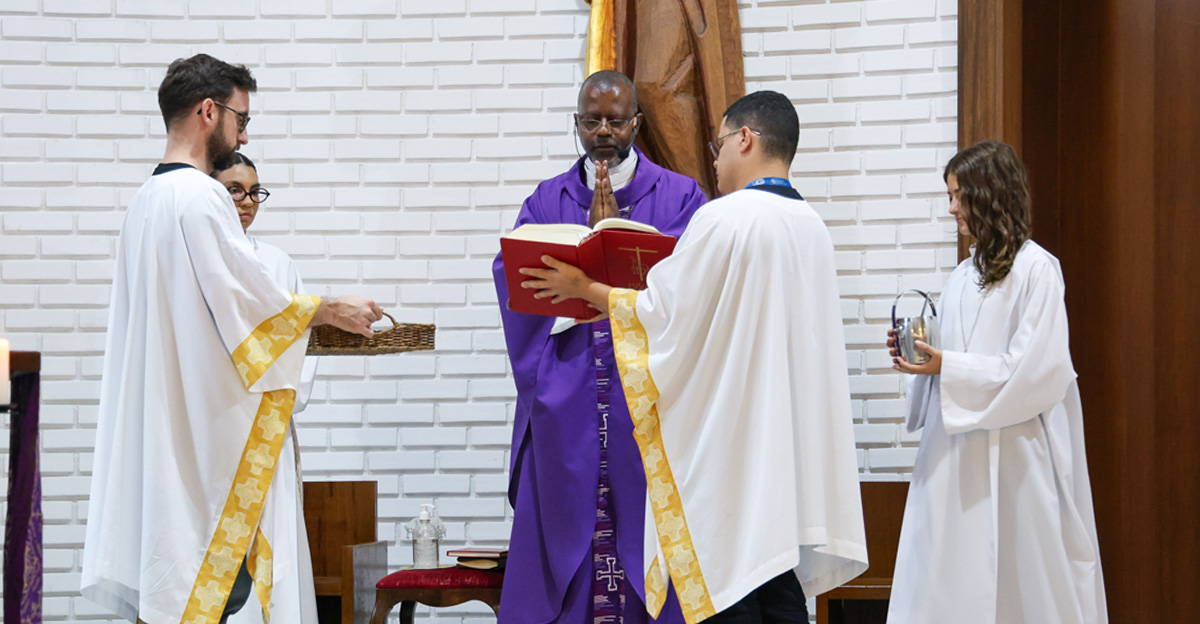 18022026-COLEGIO-CATARINENSE-MISSA-DE-IMPOSIÇÃO-DAS-CINZAS-SITE (13)