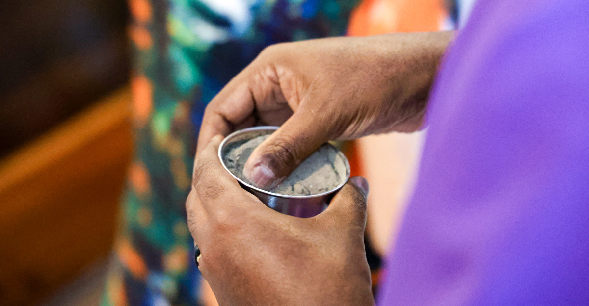 18022026-COLEGIO-CATARINENSE-MISSA-DE-IMPOSIÇÃO-DAS-CINZAS-SITE (19)