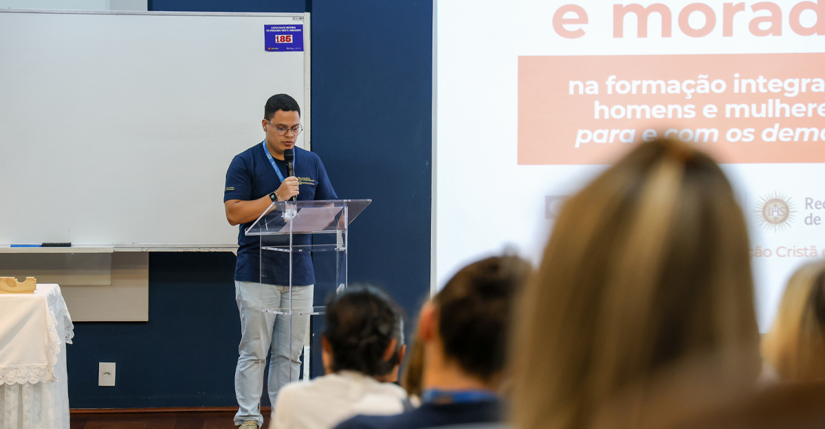 23022026-COLEGIO-CATARINENSE-FORMACAO-DOCENTE-CAMPANHA-DA-FRATERNIDADE-ESCOLHIDA-0G8A3289-01