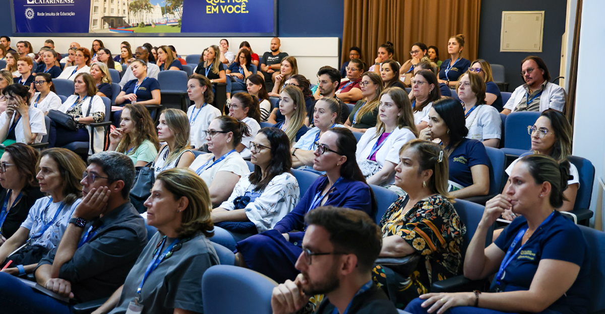 23022026-COLEGIO-CATARINENSE-FORMACAO-DOCENTE-CAMPANHA-DA-FRATERNIDADE-ESCOLHIDA-0G8A3346-31
