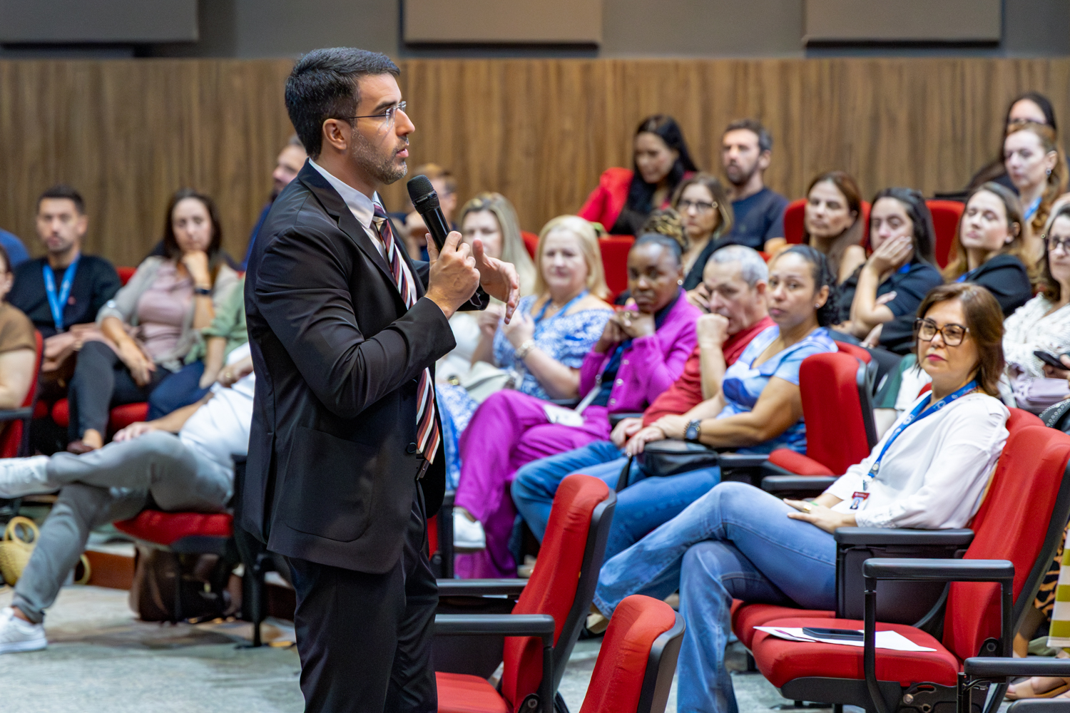 20260411-COLEGIO-CATARINENSE-FORMACAO-CONTINUADA-ECA-DIGITAL-SITE (30)