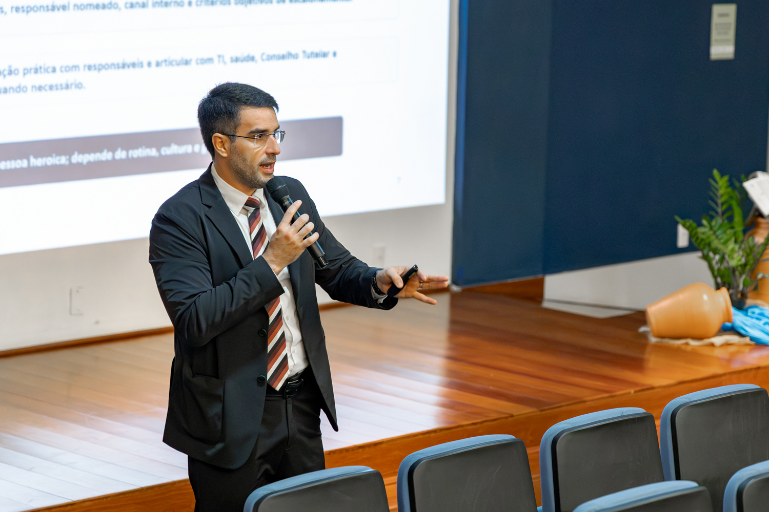 20260411-COLEGIO-CATARINENSE-FORMACAO-CONTINUADA-ECA-DIGITAL-SITE (6)